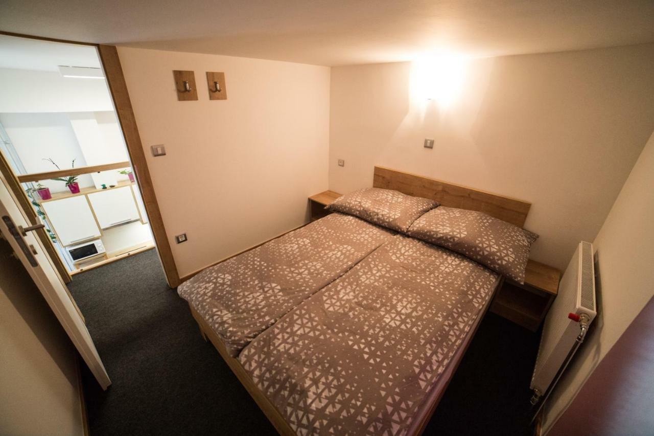 Apartment Emonca Любляна Экстерьер фото
