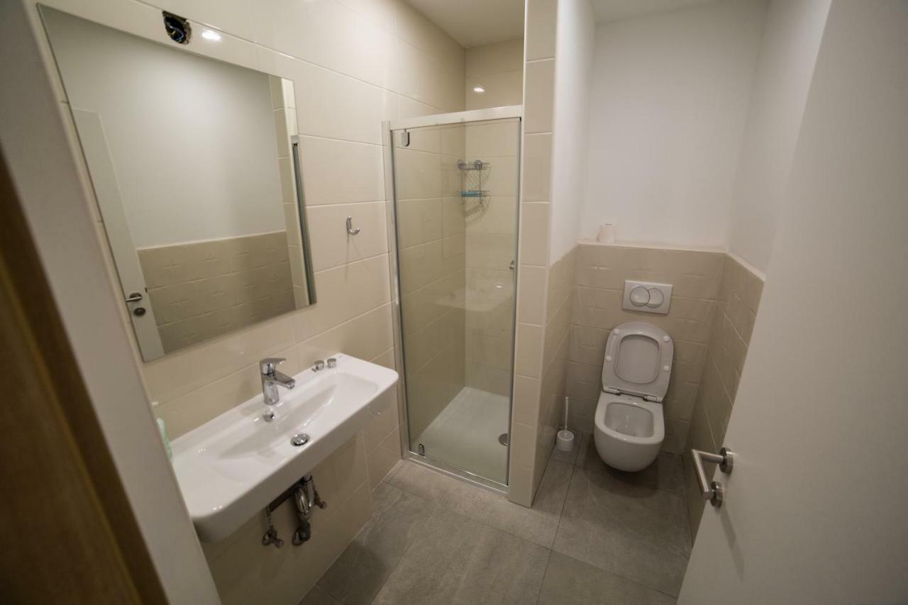 Apartment Emonca Любляна Экстерьер фото