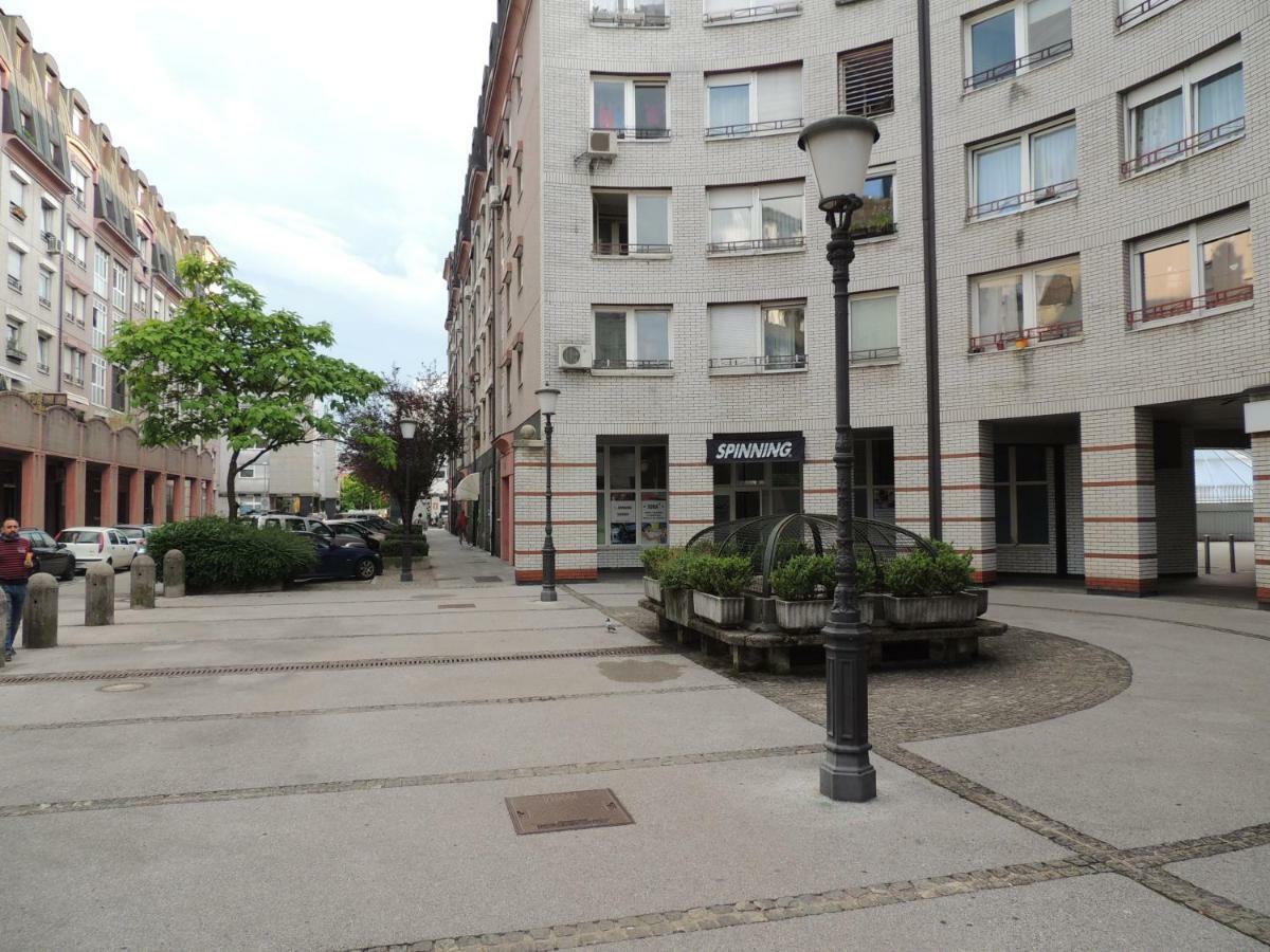 Apartment Emonca Любляна Экстерьер фото